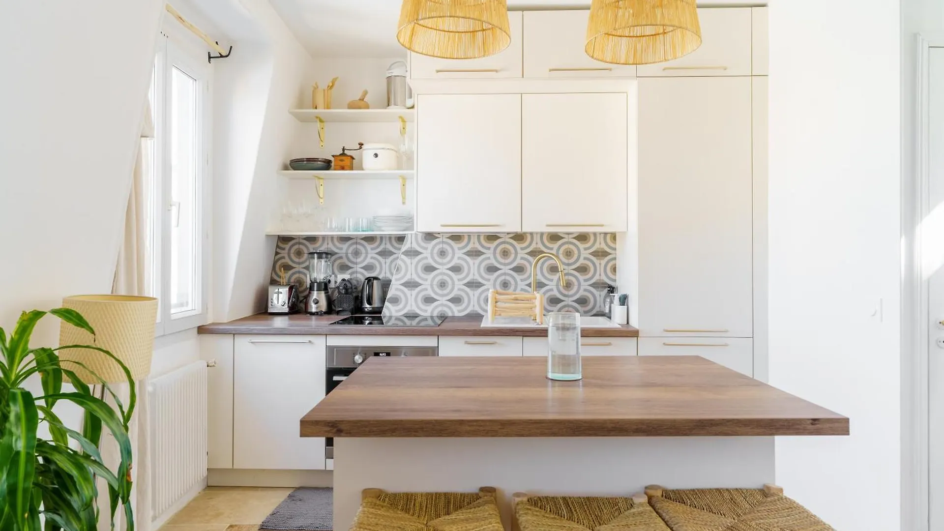 Bright & Serene 1Bd Retreat Canal Saint-Martin Paris France