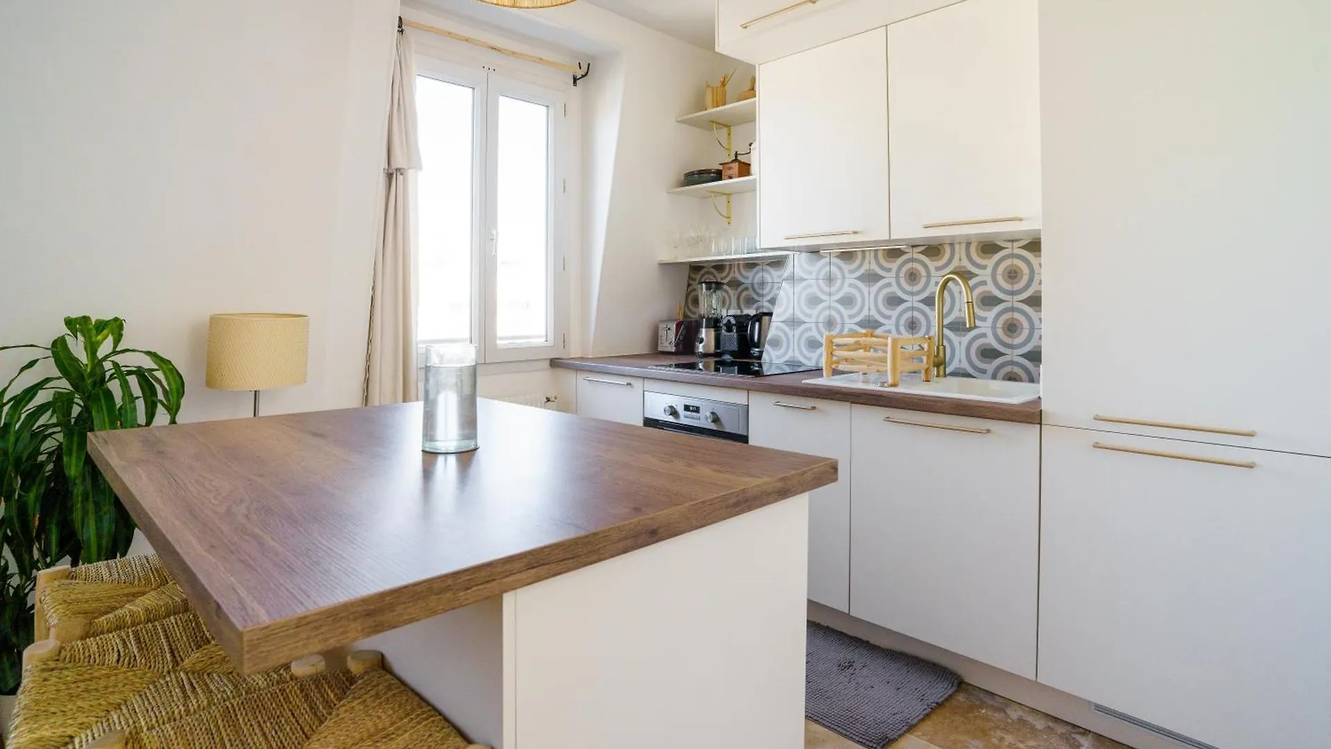 Apartment Bright & Serene 1Bd Retreat Canal Saint-Martin Paris